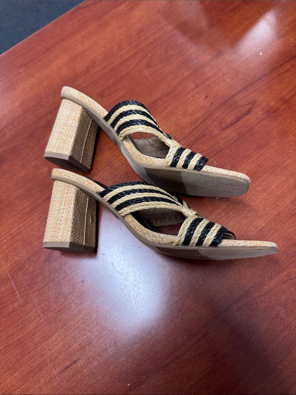Dolce vita heeled sandals size 6.5 // 100424